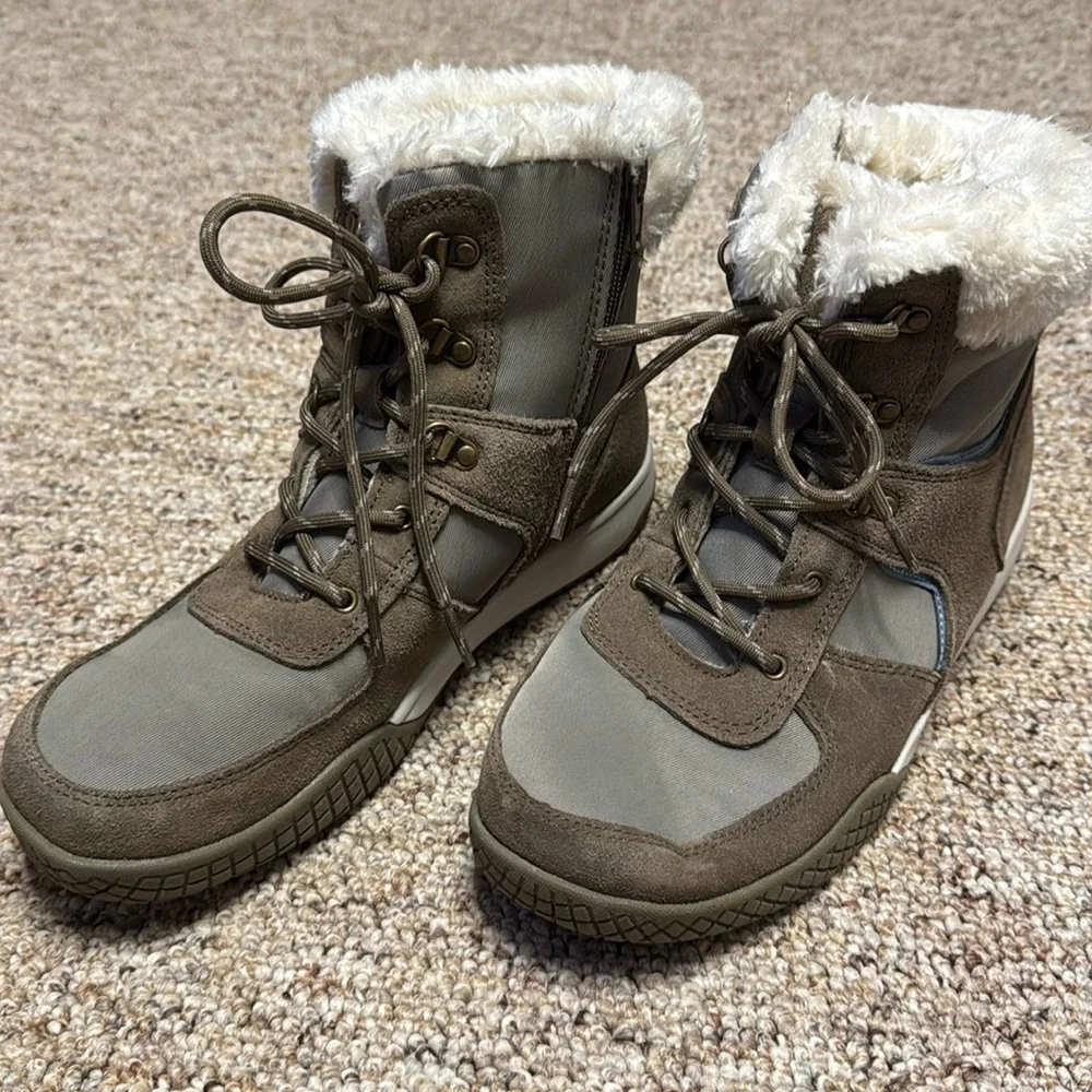 Vintage 1948 brand boots with faux fur lining style Chloe - Picture 1 of 6